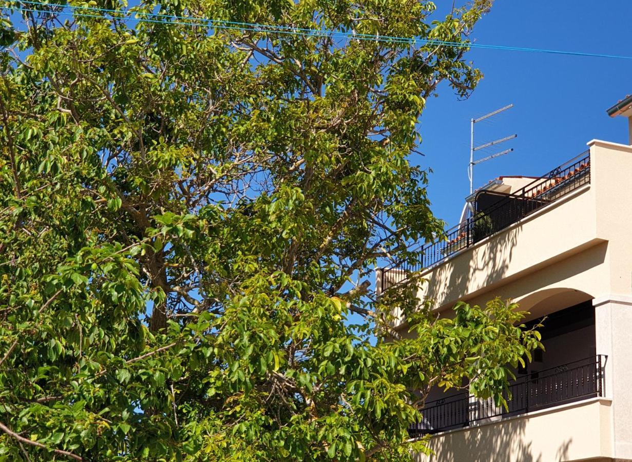 Boutique Rooms Mare Fabulas Rovinj Ngoại thất bức ảnh