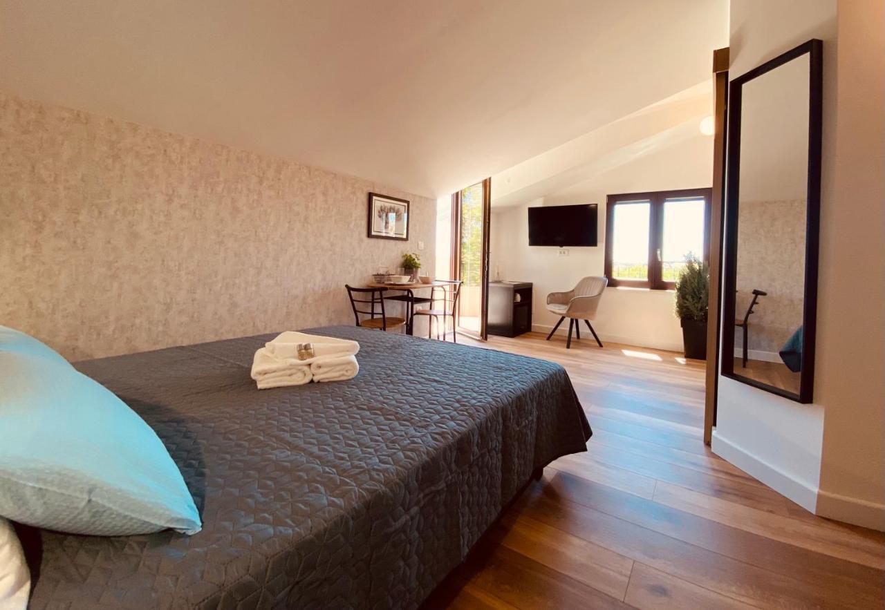 Boutique Rooms Mare Fabulas Rovinj Ngoại thất bức ảnh